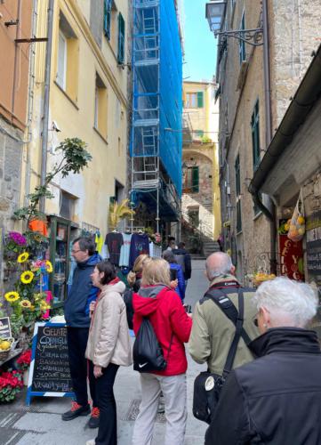 B7E1279A-3CA9-4A65-A6D6-024EB4444A75