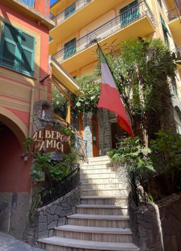 F095A6A3-53E5-4A48-87D9-9B525AEDD849